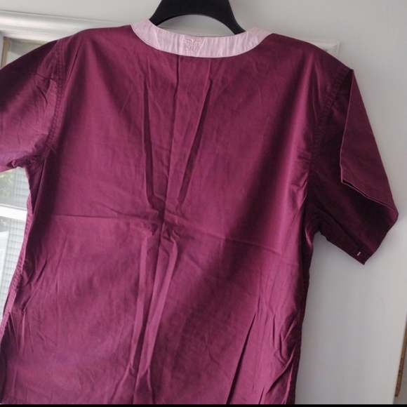 Scrub top - Picture 2 of 2